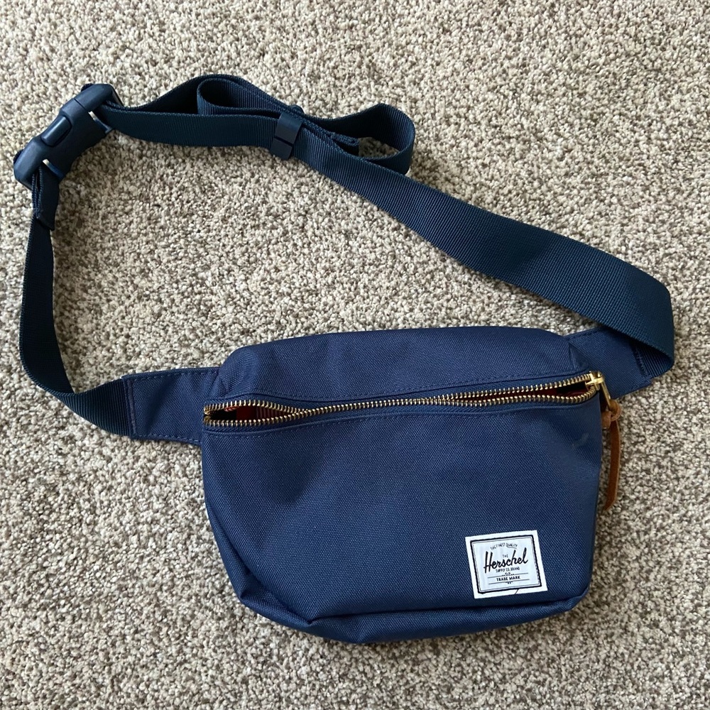 Herschel belt bag